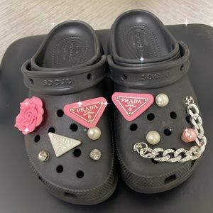 Size. 7W gently worn Prada designed crocs platform